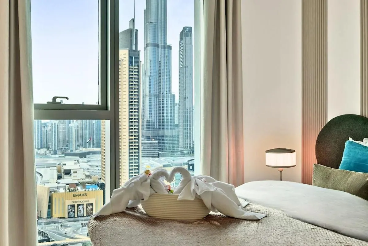 Vibrant Luxe Burj Khalifa Views-Dubai Mall Access By Maxx Value Homes Appartamento