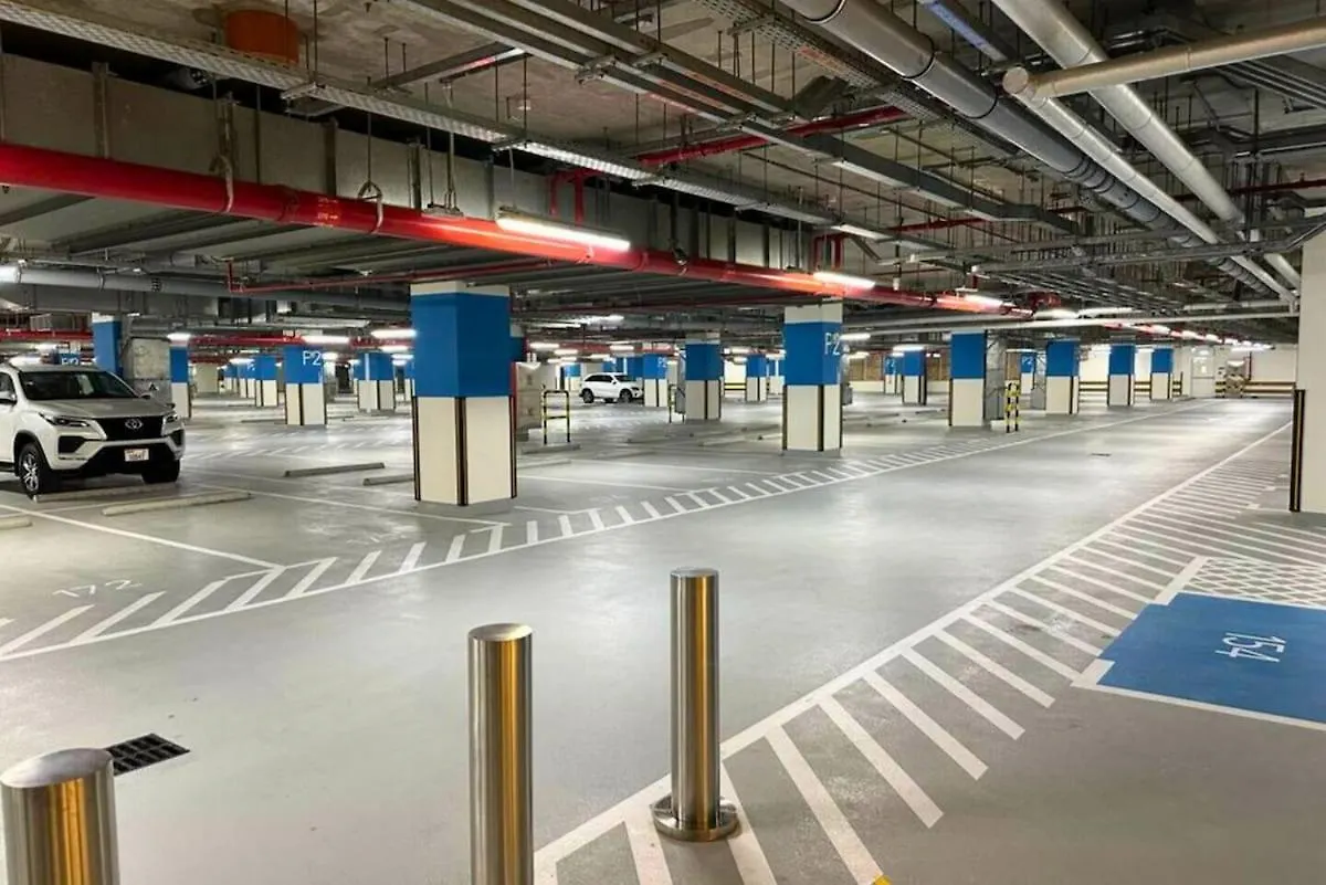 Vibrant Luxe Burj Khalifa Views-Dubai Mall Access By Maxx Value Homes