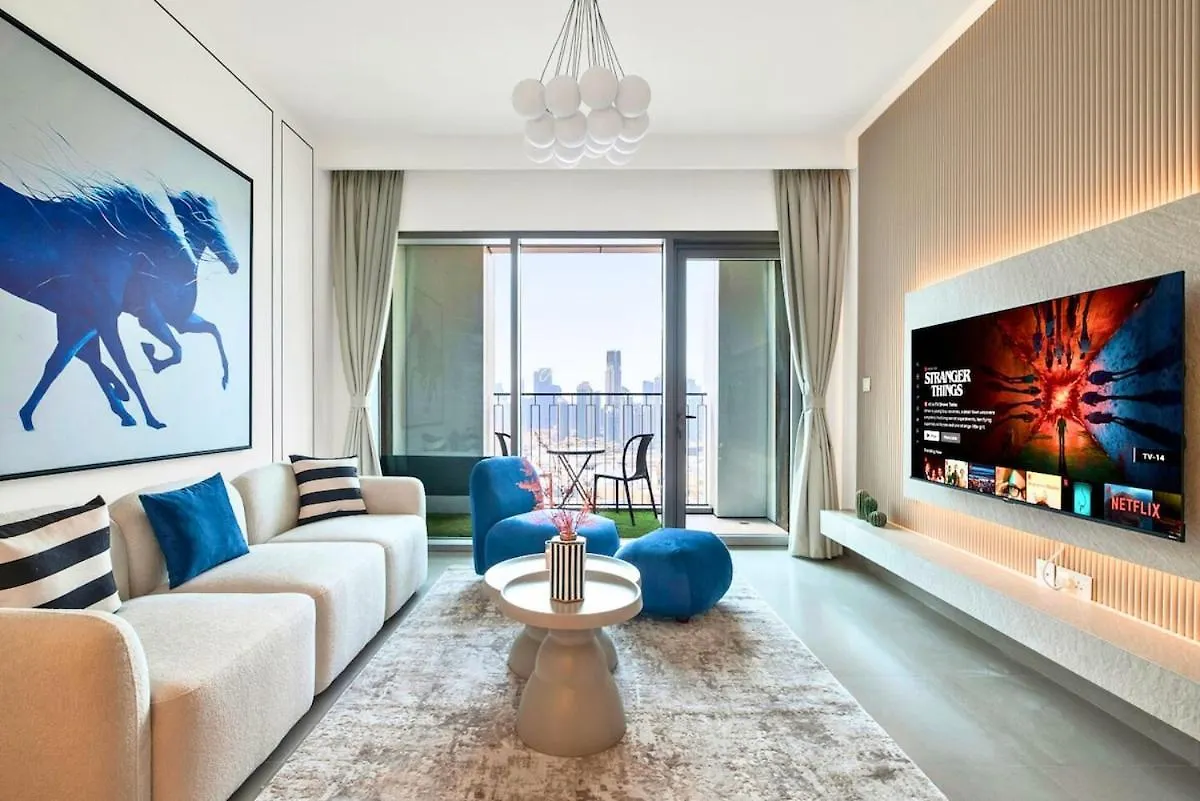 Vibrant Luxe Burj Khalifa Views-Dubai Mall Access By Maxx Value Homes 0*, Dubai Emirati Arabi Uniti